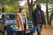 Kristen Bouchard (Katja Herbers, l.); David Acosta (Mike Colter, r.)