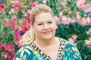 Mit ihrer Leidenschaft zur Natur und deutschen Schrebergärten, vervollständigt Ilka Bessin die Jury.