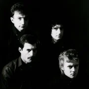 L-R: John Deacon, Freddie Mercurt, Brian May, Roger Taylor
