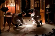 Dr. Nikki Alexander (Emilia Fox, l.); Dr. Harry Cunningham (Tom Ward, r.)