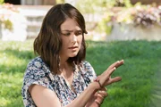 Kirk hat Liz (Megan Boone) in den "Sommerpalast" gebracht und hofft, ihr dort beweisen zu können, dass sie tatsächlich seine Tochter Masha ist - und tatsächlich kehrt langsam Liz' Erinnerung zurück...