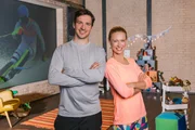 Moderator Felix Neureuther und Gymnastik-Trainerin Claudia Schneiter.