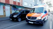 Rettungssanitäter Paula und Domi im Rettungswagen +++