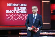 Der RTL-Jahresrückblick mit Moderator Günther Jauch +++