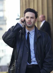 Joe Ashworth (David Leon)