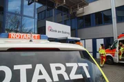 Klinik am Südring: Echte Ärzte und Krankenschwestern gewähren einen Einblick in ihren spannenden Klinik-Alltag ...