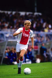 Dennis Bergkamp