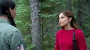 Kodie Chartrand (Sera-Lys McArthur) und Kristin Kreuk (Joanna Hanley Chang)