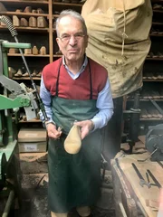 Schuhmachermeister Herbert Haderer.