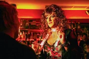 Gloria Viagra: Drag Queen, politische Aktivistin, DJ und Leadsängerin der Band Squeezebox
