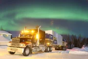 Le spectacle grandiose des aurores boréales rend le voyage plus agréable