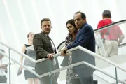 V.l.: Byron T. Marks (Will Chase), Elana Marks (Mariela Garriga) und Randolph "Randy" J. Dworkin Peter Jacobson