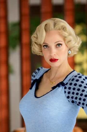 Marlene (Elodie Frenck)