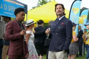 Wilt Bozer (Justin Hires, l.); Russ Taylor (Henry Ian Cusick, r.)