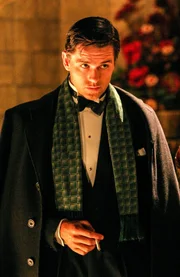 Julian Ovenden (Michael Shane).