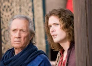 "Devil Boy" (John Reardon) wurde nach seiner Geburt verstoßen und von dem ehemaligen Krieger Bird (David Caradine) aufgenommen und großgezogen.
