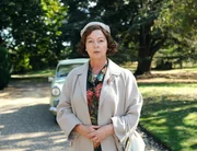 Tessa PEAKE-JONES (Mme Chapman)