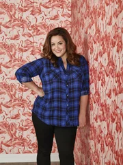 Katie Otto (Katy Mixon)