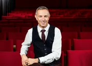 Persönlich
Moderator Dani Fohrler
2016
SRF/Marion Nitsch
NO SALES
NO ARCHIVES
Die Veröffentlichung im Zusammenhang mit Hinweisen auf die Programme von Schweizer Radio und Fernsehen ist honorarfrei und muss mit dem Quellenhinweis erfolgen. Jede weitere Verwendung ist honorarpflichtig, insbesondere auch der Wiederverkauf. Das Copyright bleibt bei Media Relations SRF. Wir bitten um Belegexemplare. Bei missbräuchlicher Verwendung behält sich das Schweizer Radio und Fernsehen zivil- und strafrechtliche Schritte vor.