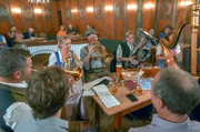 Zünftige Musik im Münchner Hofbräuhaus mit Franziska Eimer und ihren Freunden
