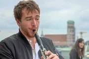 Joë Christophe: Der Gewinner des ARD-Wettbewerbs spielt über den Dächern von München.