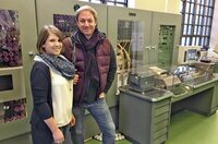 Tobias Kämmerer mit Andrea Kirchner vor einem Zuse-Rechner im Mitmachmuseum "Wortreich". Tobias Kämmerer mit Andrea Kirchner vor einem Zuse-Rechner im Mitmachmuseum "Wortreich".