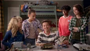 L-R: Evie Hunter (Kate Bensdorp), Anika Hunter (Kyra Isako Smith), Sal Hunter (Daan Creyghton), Jake Hunter (Wilson Radjou-Pujalte), Tess Hunter (Maemae Renfrow)