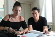 Vicky; Nadine