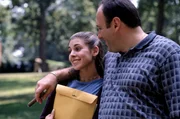 L-R: Meadow Soprano (Jamie-Lynn Sigler) and Tony Soprano (James Gandolfini)