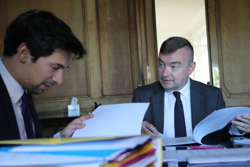 Böden im Burnout - wie Chemie Bienen und Äcker bedroht (D, 2021)