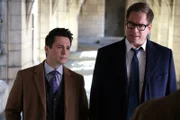 L-R: Benny Colón (Freddy Rodríguez), Jason Bull (Michael Weatherly)