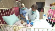 Klinik am Südring: Echte Ärzte und Krankenschwestern gewähren einen Einblick in ihren spannenden Klinik-Alltag ...