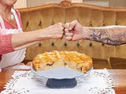 In der Vollpension entstehen köstliche Kuchen