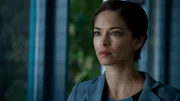 Joanna Hanley Chang (Kristin Kreuk)