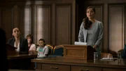 Joanna Hanley (Kristin Kreuk)