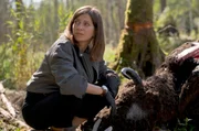 Viktoria (Claudia Eisinger) will herausfinden, wer die Wisent-Kuh geschlachtet hat.