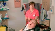 Für Filip und seine Familie ist das „Kinderhaus Pusteblume“ ein Ort, an dem sie von ihrem anstrengenden Alltag Abstand nehmen können. Die gerade fertiggestellte und einladende Einrichtung in Burg im Spreewald schließt eine wichtige Versorgungslücke. Filip ist krank. Er hat eine schwere Behinderung, die seinen Eltern und auch seinem gesunden Bruder viel abverlangt. - Die 18-Jährige Angelina aus Forst wird alle 14 Tage am Wochenende liebevoll betreut von den Schwestern des Kinderhauses „Pusteblume“ in Burg.