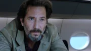 Russ Taylor (Henry Ian Cusick)