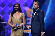 Conchita Wurst (l.); Steven Gätjen (r.)