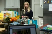 Madeline Mackenzie (Reese Witherspoon).