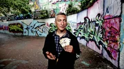 Stefan (40) lebt nach seiner Entlassung aus dem Knast von 819 Euro Arbeitslosengeld. Jetzt will er sein Leben ändern..