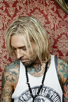 (1. Staffel) - Mick Marks Tattoos zieren sogar eine ganze Mode-Kollektion ... (1. Staffel) - Mick Marks Tattoos zieren sogar eine ganze Mode-Kollektion ...