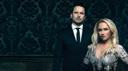 L-R: Charles Esten as Deacon Claybourne and Hayden Panettiere as Juliette Barnes.