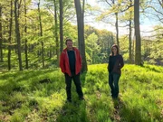 Lisa Gadenstätter und Hanno Settele machen sich auf in die Kampfzonen der österreichischen Wälder.