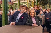 Horst Lichter, Christine Urspruch. Horst Lichter, Christine Urspruch.