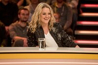 Lisa Feller stellt sich den genialen Fragen der Zuschauer. Lisa Feller stellt sich den genialen Fragen der Zuschauer.