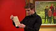 Max Thunderman (Jack Griffo)