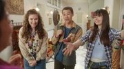 L-R: Jennie (Alyssa Guerrouche), Oliver (Eliyha Altena), Jasmyn (Sarah Nauta)