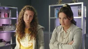 L-R: Jennie (Alyssa Guerrouche), Anika Hunter (Kyra Isako Smith)