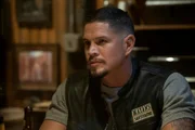 Ezekiel 'EZ' Reyes (JD Pardo)